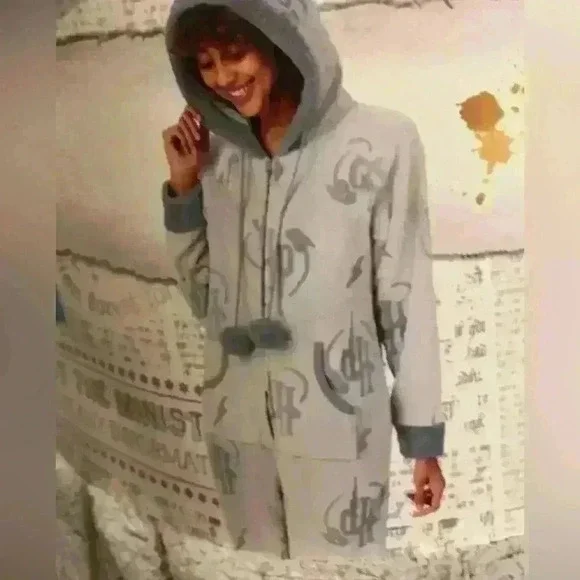 World of Harry Potter women’s size small gray onesie, footless, unworn, cozy - Picture 1 of 6